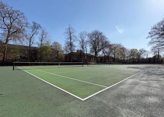 Longford Park tennis courts 2